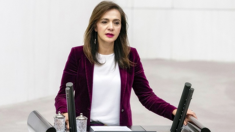 Gamze Akkuş İlgezdi Hayat Kurtarmak Molozları Kaldırmaktan İbaret Değil!