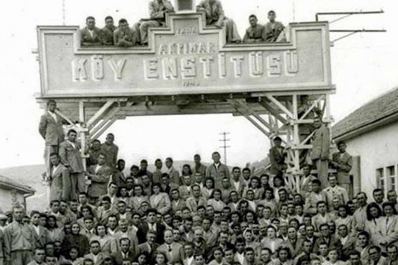 Ülkenin Geleceği 'idi Köy Enstitüsü'leri