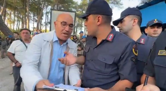 Akbelen Ormanı’nda ağaç katliamına karşı çıkan vatandaşları fişleyen jandarma ya Tepki veren Av.Mahmut TANAL @MTanal 24-25-26-27.dönem CHPİstanbul MV. 28. Dönem Şanlıurfa Milletvekili