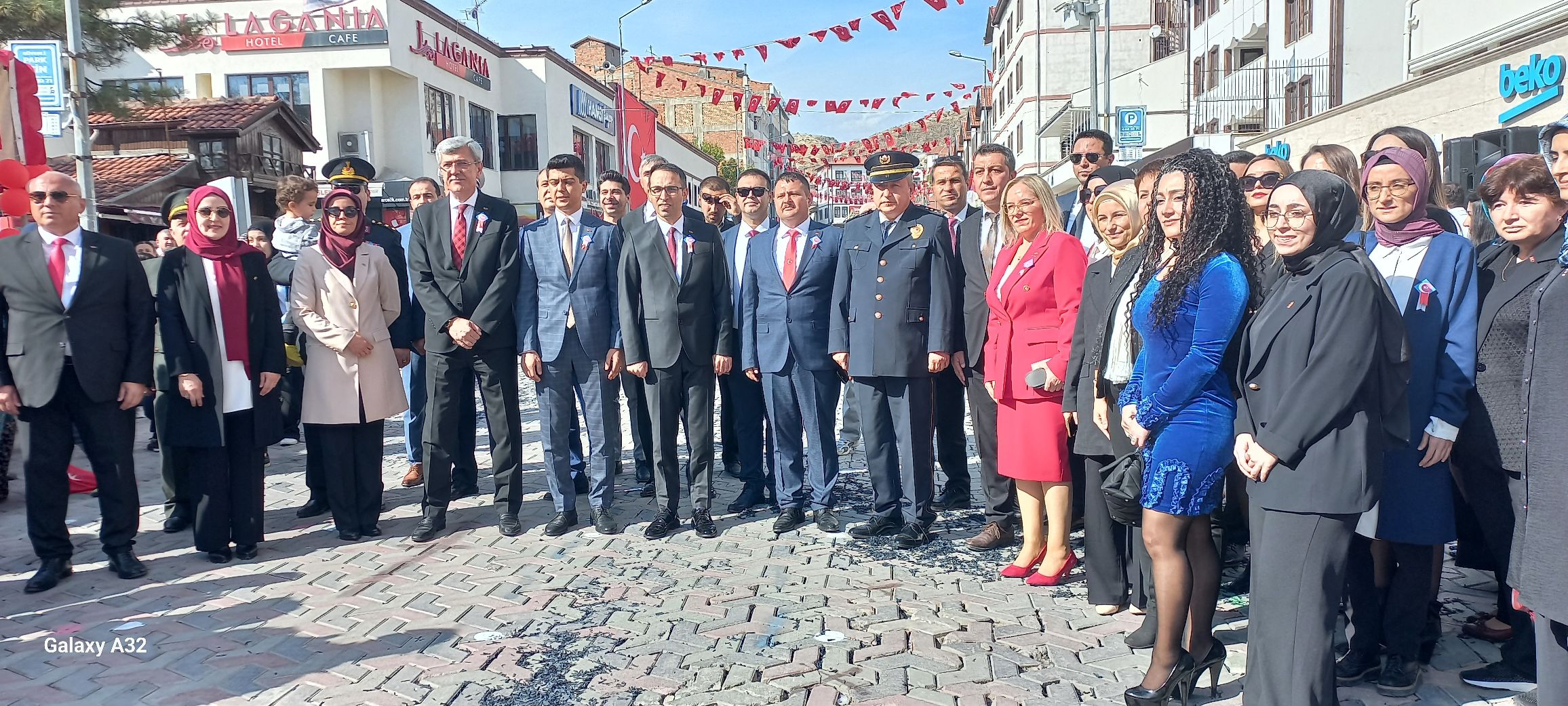 Ankara Beypazarı'nda Cumhuriyetin 100. yılı kapsamında tören ve yürüyüş düzenlendi