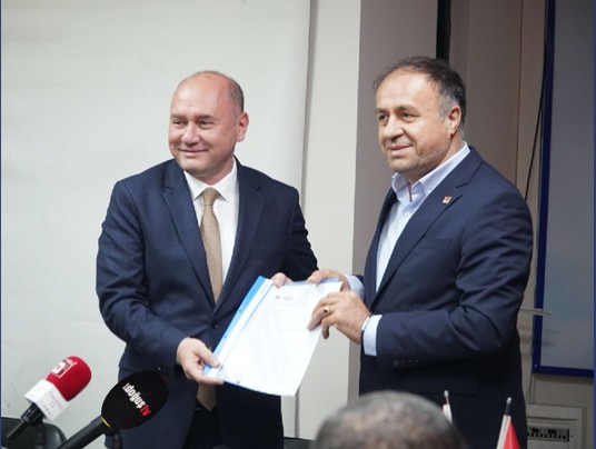 İBB CHP Grup Başkan Vekili Tarık Balyalı CHP Pendik İlçe Başkanlığı’nda Pendik Belediye Başkan Aday Adaylığı başvurusunu gerçekleştirdi.