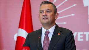 CHP Genel Başkanı Özgür Özel, 15 Temmuz Demokrasi ve Milli Birlik Günü dolayısıyla bir mesaj yayınladı.