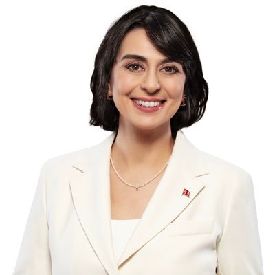 ÜSKÜDAR BELEDİYE BAŞKANI Sn. Sinem DEDETAŞ "Okutan Üsküdar" projesini anlattı