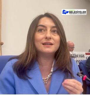 CHP Milletvekili Aysu Bankoğlu Plan ve Bütçe Komisyonunda “Geleceğimizi karartan, cemaat ve tarikatlara bütçeden milyarlar aktarılıyor. Bu parayla 3 milyon 150 bin tane burs verilebilirdi dedi.