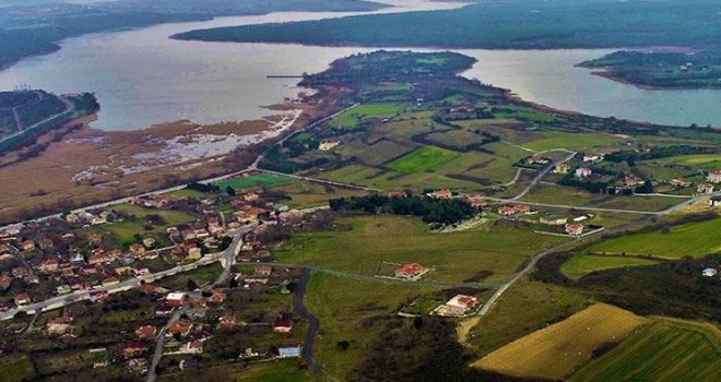 Erdoğan, Kanal İstanbul’un temelinin yaz aylarında atılacağını söyledi. Sivil toplum örgütleri, yurttaşı planlara itiraz etmeye çağırdı.