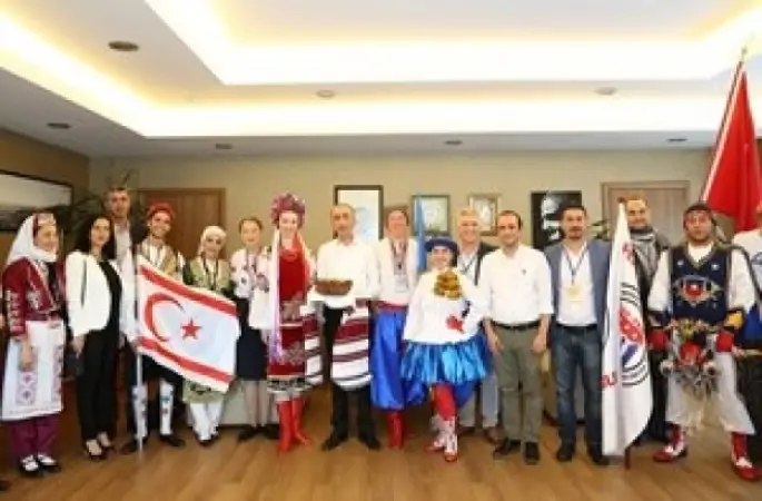 Ataşehir Belediyesi Dünya Dansçılarını Ağırlıyor