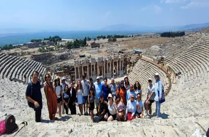 Acıpayam ve Çevresi Eğitimi Destekleme Derneği Acıpayam' lı Gençlerle Kamp düzenledi. Doç..Dr. Devrim Alkaya  yazdı.