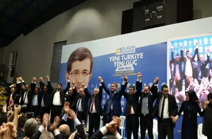 AK Ümraniye Enver Sedat Çakıroğlu ile yola devam edecek