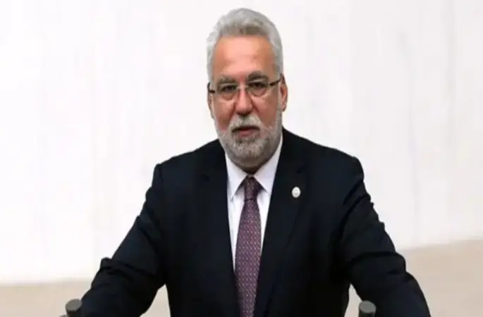 AKP'li Kocabıyık'tan partililerine sert eleştiri: Artık işi yüzsüzlüğe vurdular dedi.