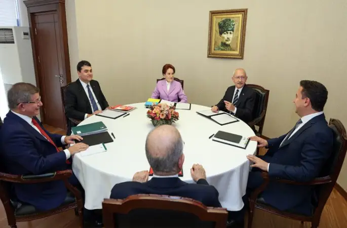 ALTILI MASA’DA ORTAK NOKTA: O GÜN ELBİRLİĞİYLE NASIL BAŞARDIYSAK, BUGÜN DE ÖYLE BAŞARACAĞIZ