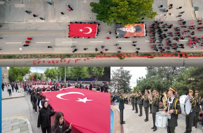 Atatürk'ün Erzurum'a gelişinin 106'ncı yılı coşkuyla kutlandı