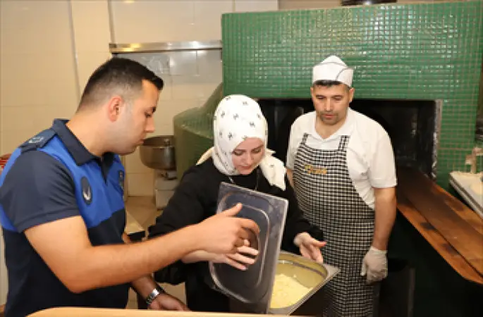 BEYKOZ BELEDİYESİ GIDA DENETİM EKİBİ BEYKOZ’DA SAĞLIKLI GIDA İÇİN HER GÜN DENETİM YAPIYOR.