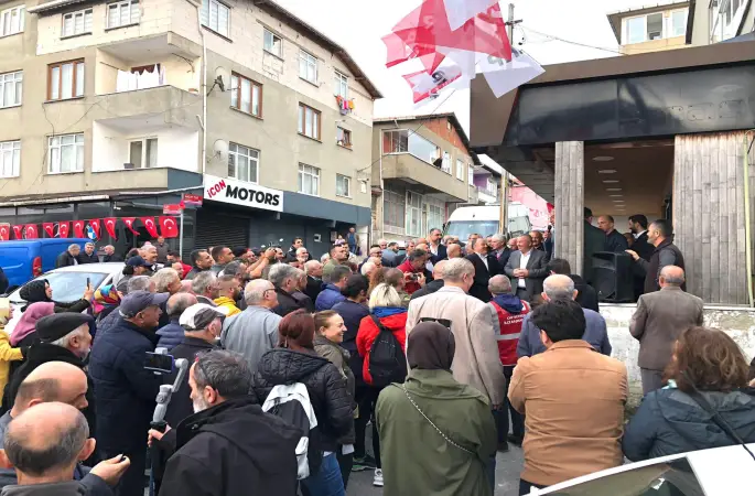 BEYKOZ CUBUKLU'DA MİLLET İTTİFAKI  ADAYI  CEMAL ENGİNYURT   KAHVANE  ZİYARETİ  MİTİNGE DÖNÜŞTÜ.