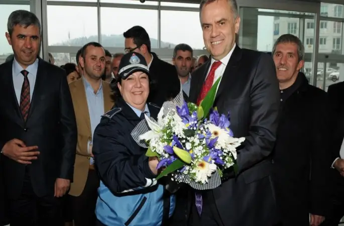 BİR TEBRİK DE  MESAİ ARKADAŞLARINDAN