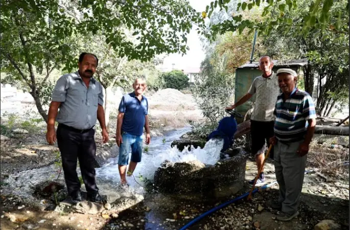 Antalya Büyükşehir'den Demreli üreticilere destek   Sağlıklı sulama yapılabilecek
