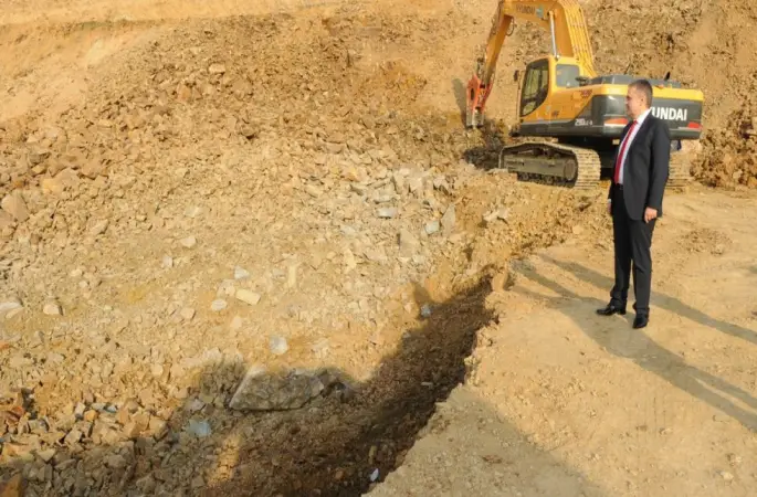 ÇEKMEKÖY E DEV  PAZAR YERİ