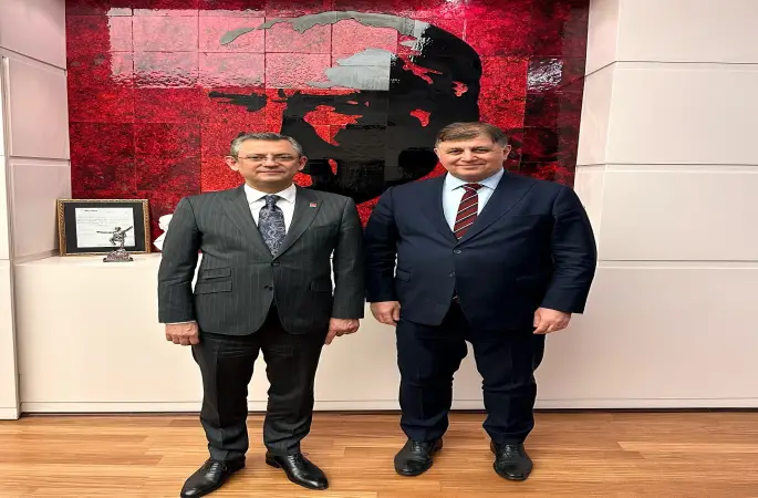 Cemil Tugay, CHP’nin İzmir adayı oldu