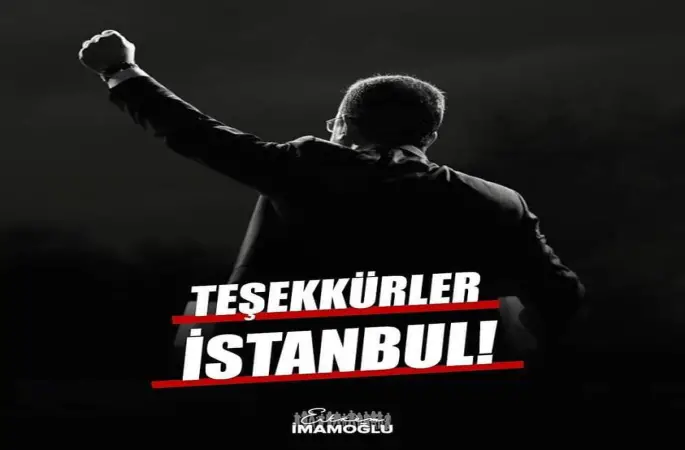 CHP İSTANBULDA MARTIN SONUNU BAHAR YAPARAK 1 NİSAN ŞAKASI  YAPTI