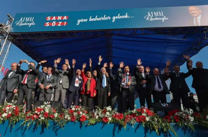 CHP Lideri ve Cumhurbaşkanı Adayı Kılıçdaroğlu, Van’da: “Kayyum Denen Garabet Uygulamayı Tümüyle Bitireceğiz”