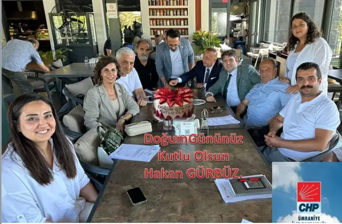CHP Ümraniye Belediye Meclis Üyesi Hakan Gürbüz'ün doğum günü, belediye meclis üyeleriyle birlikte coşkuyla kutlandı.