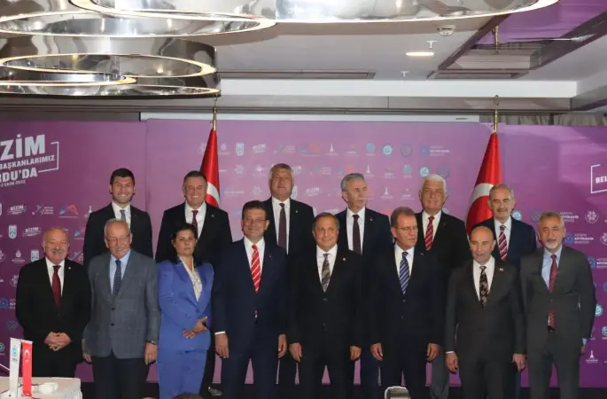 CHP'li büyükşehir belediye başkanları Ordu'da buluştu: 'Hiçbir başkanımıza bir santim geri adım attıramayacaksınız'