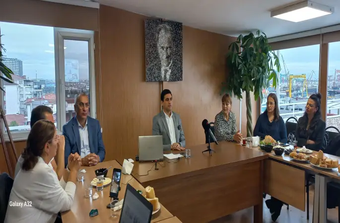 CHP’nin ilk Belediye Başkan Aday Adayı Tuzla’da Bülent Akköse Basınla Kahvaltıda bir arada