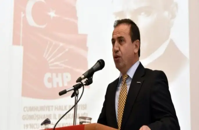 Cumhuriyet Halk Partisi Gümüşhane İl Başkanı Bedri Ağaç, “Emekli Maaşları Açlık Sınırının Altında” iktidarın emeklileri hayal kırıklığına uğrattığını söyledi. 