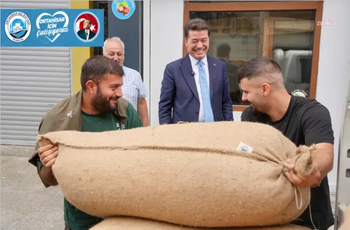 Eğitime Destek İçin Yağmur Altında İmece: Başkan Ahmet Kaya’dan Örnek Dayanışma