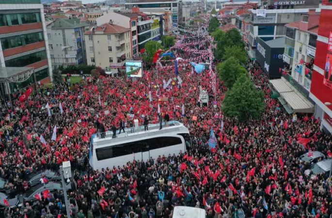  Ekrem İmamoğlu Sancaktepe den 'bir gün bile çok' dedi,