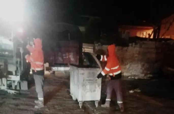 Germencik Belediye Başkanı Burak Zencirci Ekipleri Sahadan Çekti.