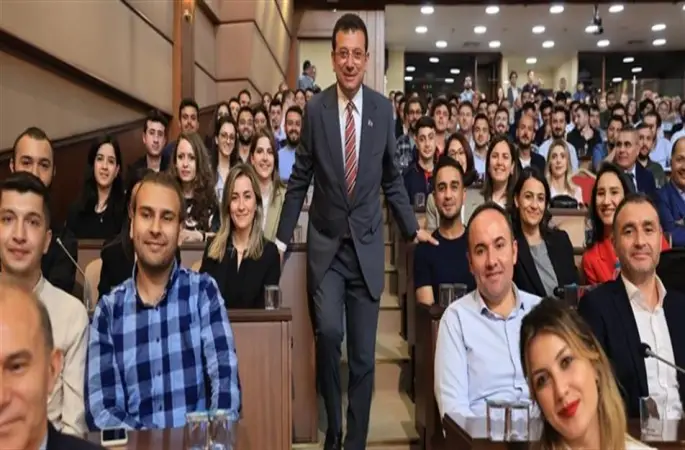 İBB Başkanı Ekrem İmamoğlu'ndan Yeni Memurlara: Her Kesimi Eşit Görenler Fayda Verir