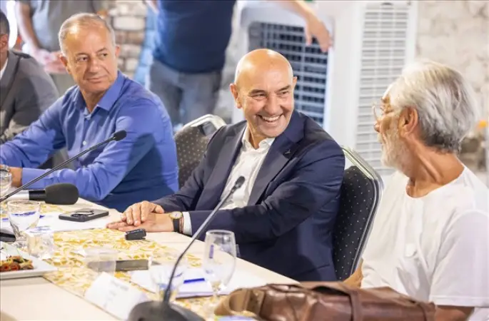 İzmir Büyükşehir Belediye Başkanı Tunç Soyer: den  Geleceğe miras bırakılacak bir anıt yapı olacak Açıklaması