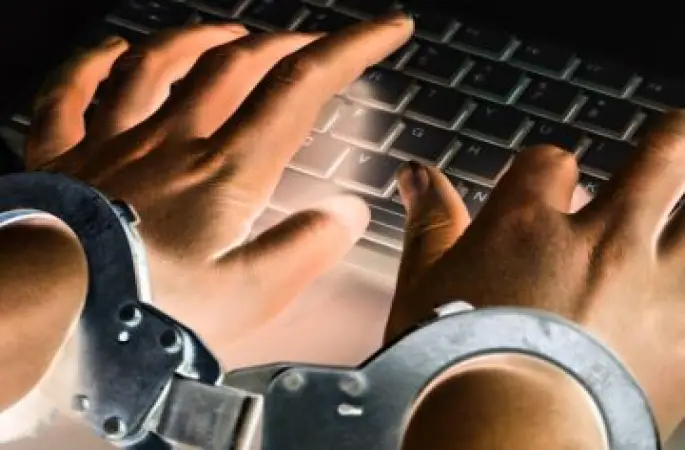 Kamuoyunda ‘sansür yasası’ olarak bilinen Basın Kanunu ile Bazı Kanunlarda Değişiklik Yapılmasına Dair Kanun Teklifi, TBMM Genel Kurulu’nda kabul edilerek yasalaştı.