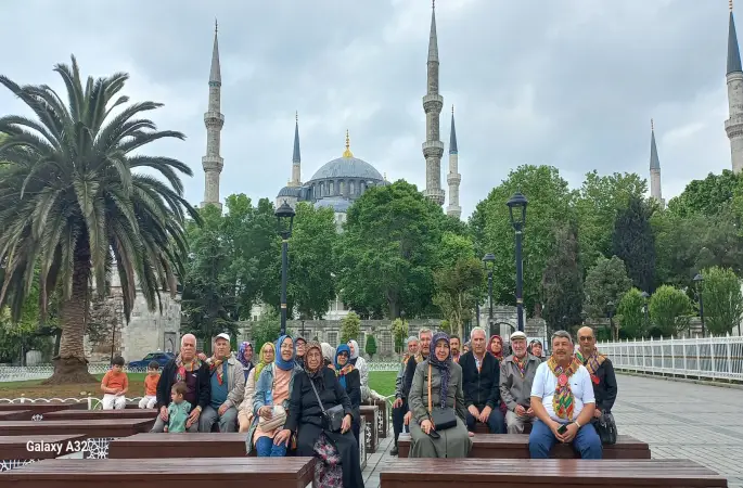 Konya Selçuklu Yörük Türkmen Derneği’nden   Çanakkale Bursa ve İstanbul'da  Tarihi mekanları ve müzelere ziyaret Gerçekleştirdiler.