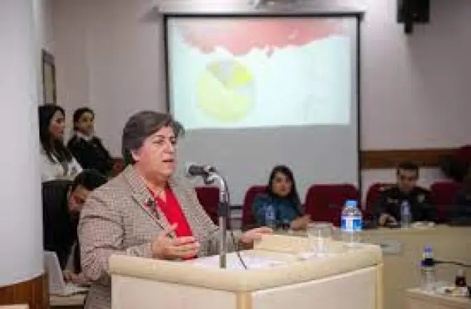 Laik düzeni dönüştürme çabanızı biliyoruz, RAHATSISIZ! Türkiye Kadın Dernekleri Federasyonu (TKDF) ve Çağdaş Yaşamı Destekleme Derneği’nden (ÇYDD) sert tepki geldi.