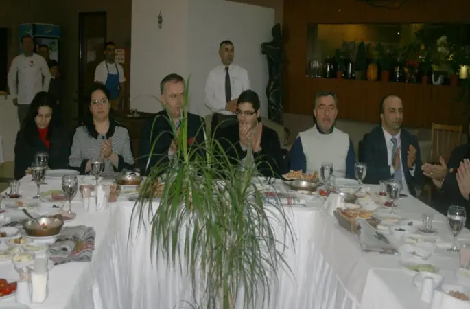 O Avukat Yine Sahnede