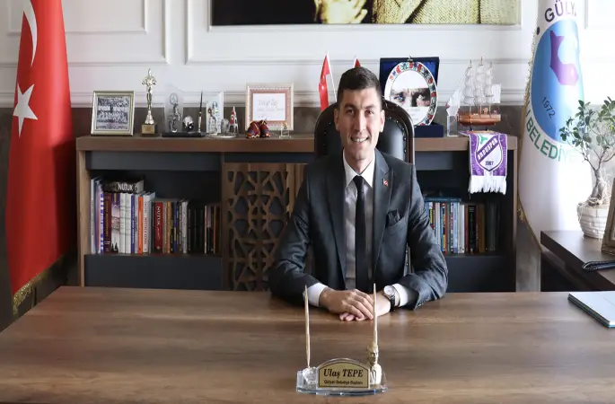 ORDU GÜLYALI BELEDİYESİNDE DEPREMİN YARALARINI SARMAK İÇİN SEFERBERLİK SÜRÜYOR .BAŞKAN TEPE: “İLÇEMİZDE KONUK ETTİĞİMİZ AİLELERİN İHTİYAÇLARINI KARŞILIYORUZ”