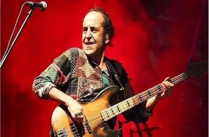 Özkan Uğur'dan kahreden haber geldi! Acı haberi Bakan Koca duyurdu