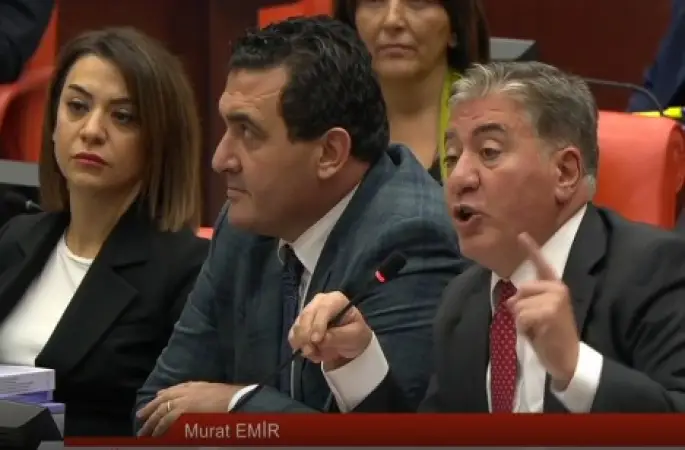 Sağlık Bakanı Memişoğlu Kürsüde Konuşmaya Çıktığında  Muhalefet sıralarından 'istifa' sesleri yükseldi