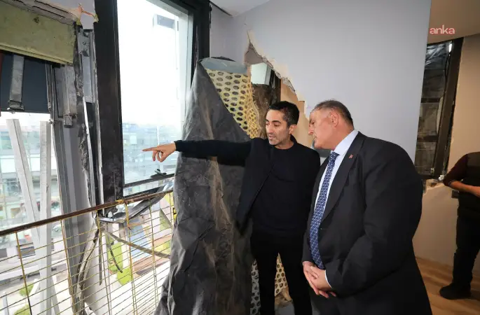 ŞİŞLİ Mecidiyeköy'de faciadan dönüldü  İBB Başkanvekili Nuri Aslan: “Ailelerimizin içi rahat olsun, öğrencilerimizin güvenliği ve sağlığı bizim en büyük önceliğimiz”