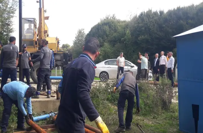 Terkos gölünü besleyen Çatalca Karacaköyde açılan derin sondaj kuyuları denetlendi .