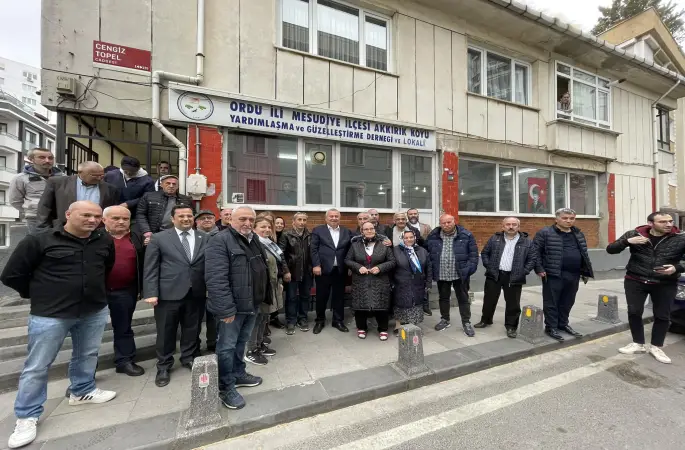 ÜMRANİYE DE MİLLET İTTİFAKI ADAYI CEMAL ENGİNYURT VE CHPP ÜMRANİYE İLÇE BAŞKANI ZEYNEL KIZILKAYA İLE MESUDİYELİ  AKKIRIK VE GÜVENLİ DEDERNEKLERİNİ ZİYARET ETTİ